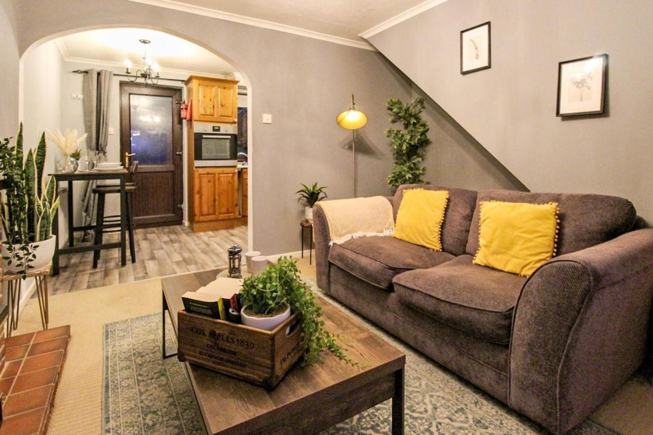 Comfortable 2 Bedroom House With Free Parking Nottingham Zewnętrze zdjęcie