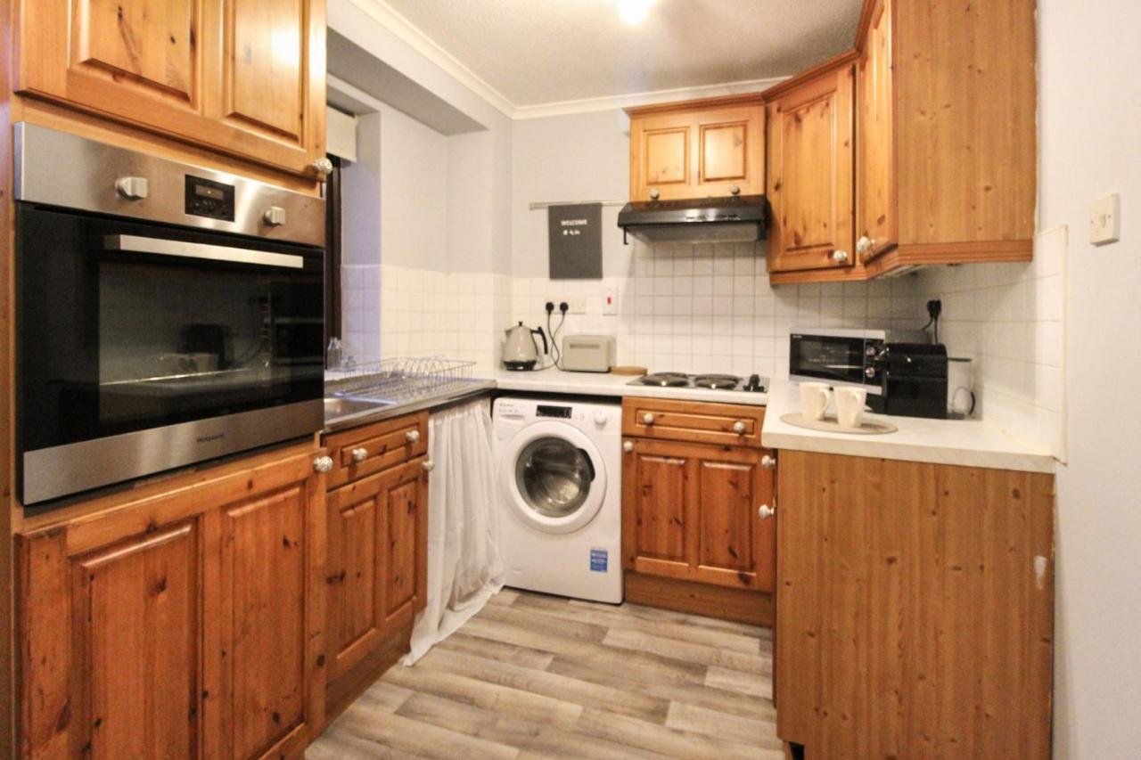 Comfortable 2 Bedroom House With Free Parking Nottingham Zewnętrze zdjęcie