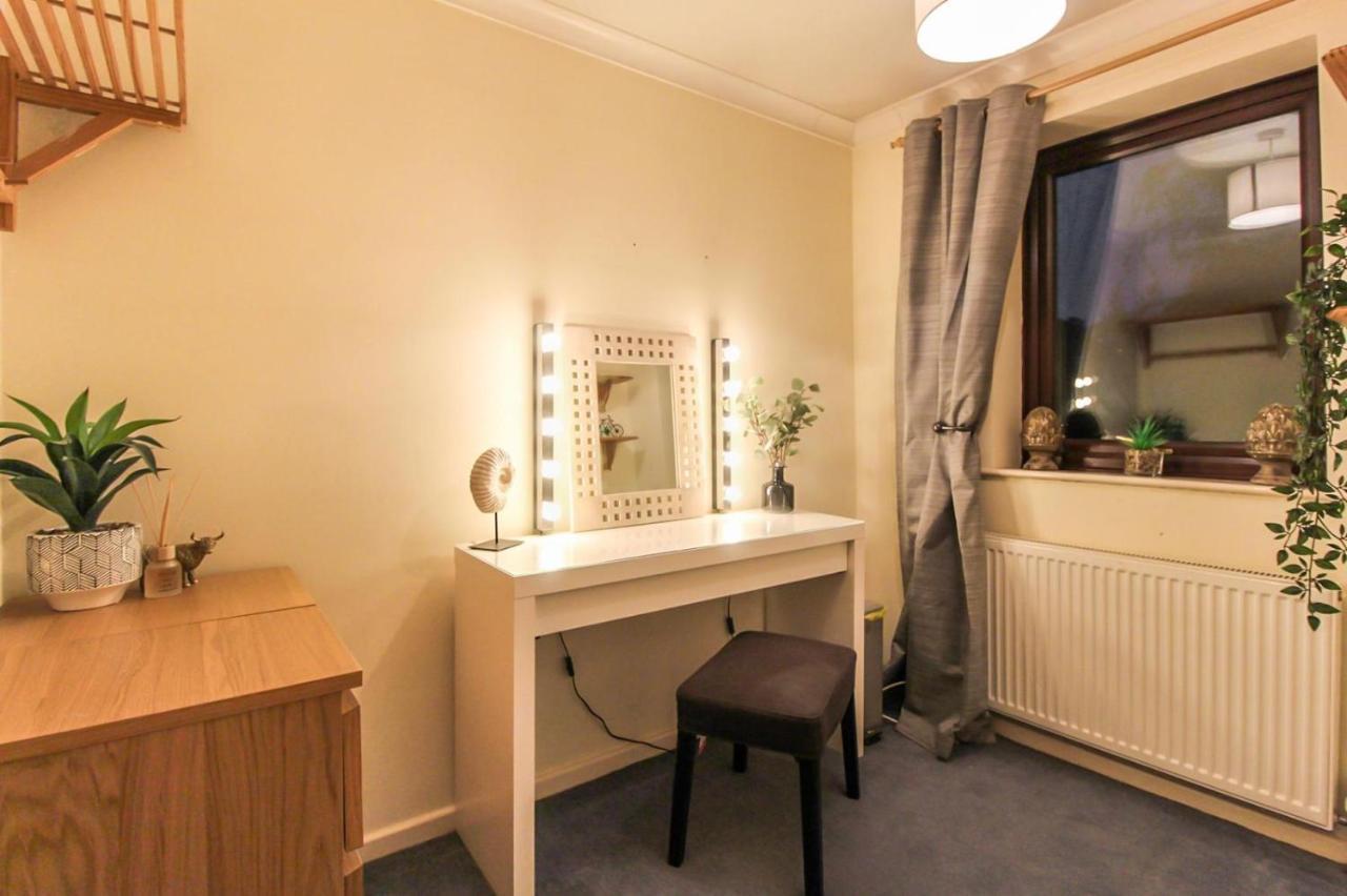 Comfortable 2 Bedroom House With Free Parking Nottingham Zewnętrze zdjęcie