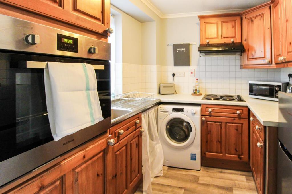 Comfortable 2 Bedroom House With Free Parking Nottingham Zewnętrze zdjęcie